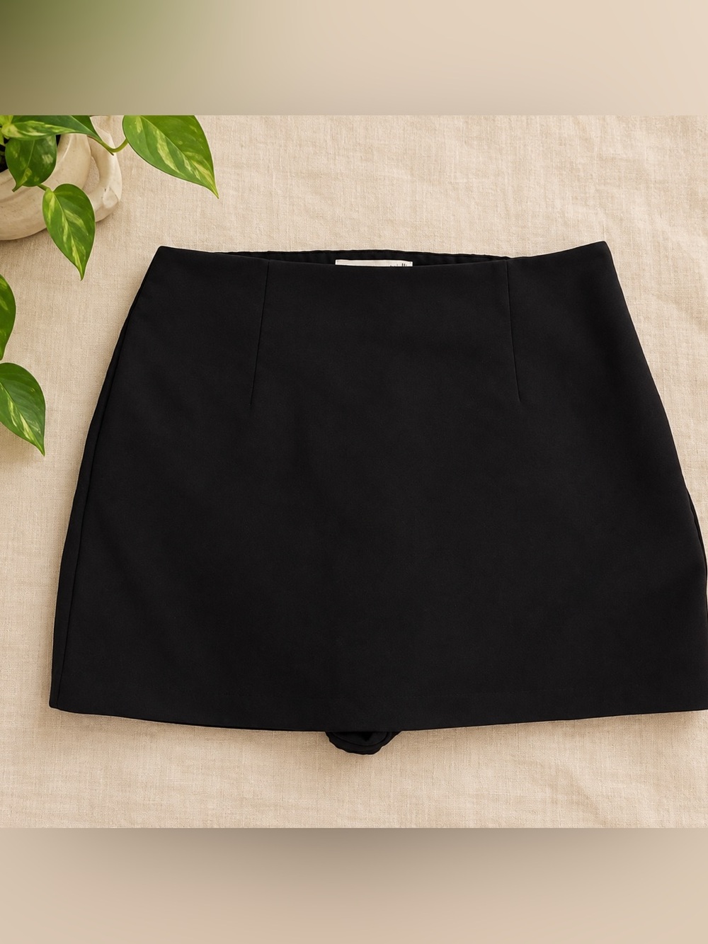 Abercrombie & Fitch Black Mini Skort- medium